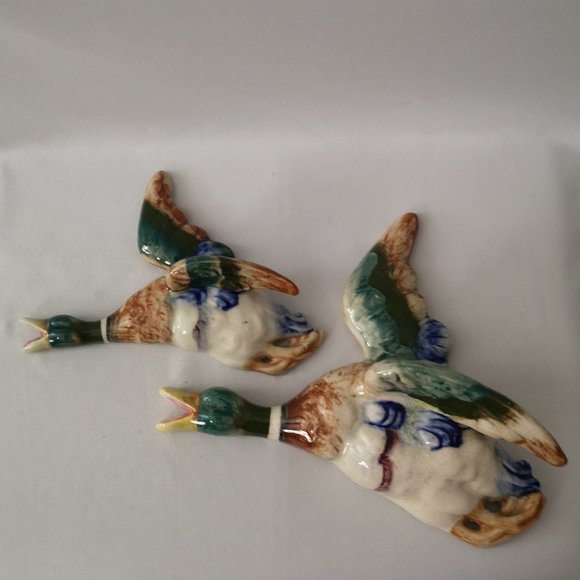 Made in Occupied Japan Wall Decor Vintage Set Of 2 Ceramic Duck Wall Pockets Vases Made In